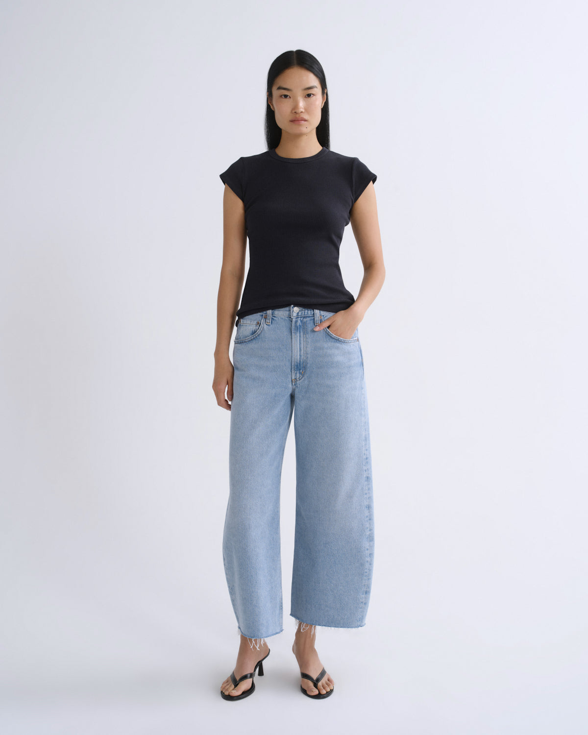 agolde-low-curve-fray-jeans-force-hellblau-baumwolle image 1