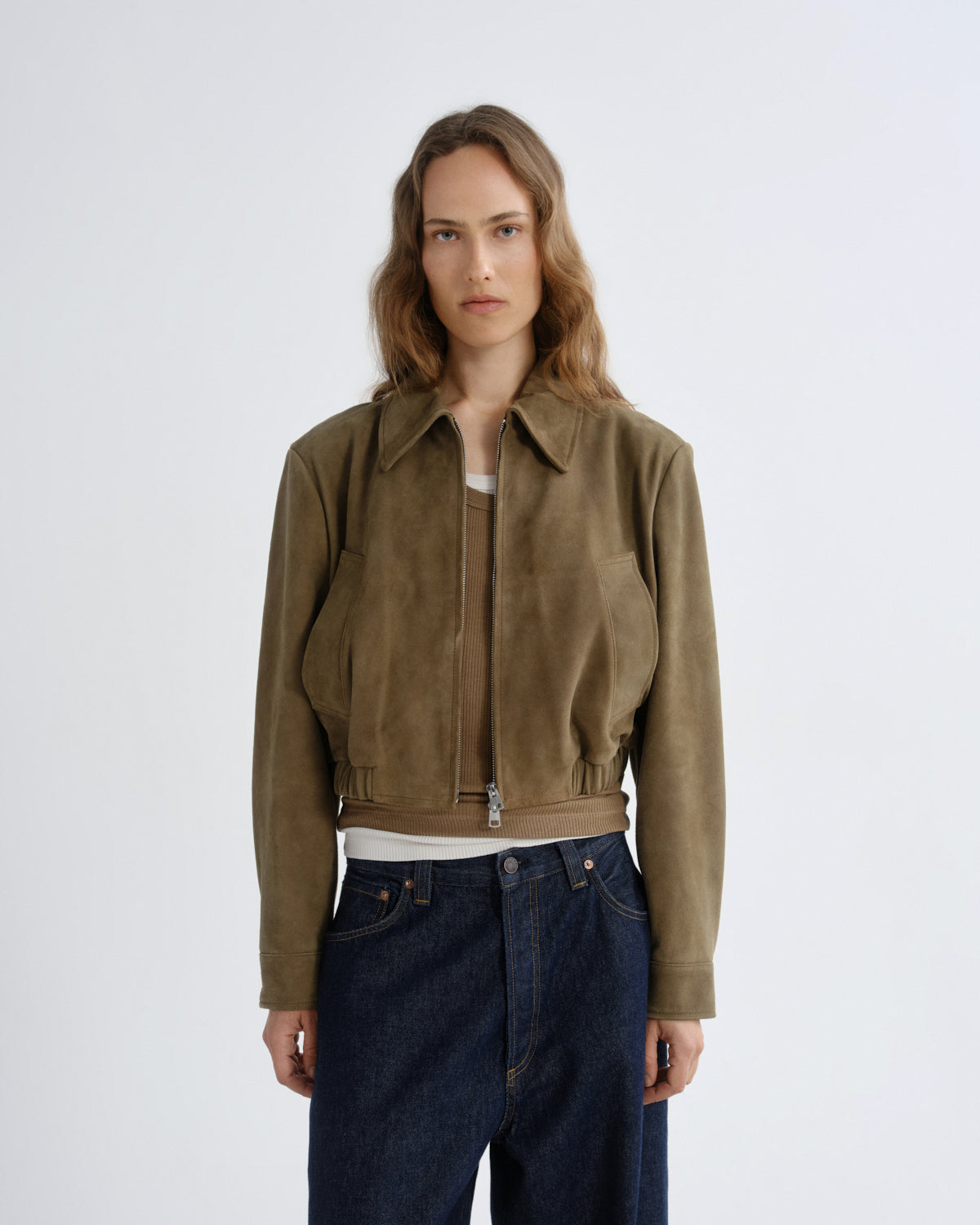 agolde-nahla-cropped-jacket-jacke-canopy-gr-n-suede image 1