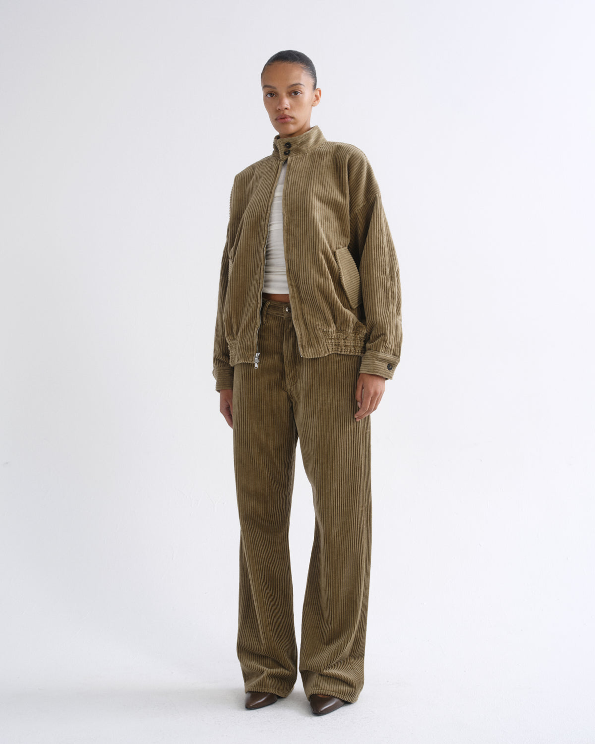 agolde-blair-jacket-cordjacke-french-khaki-damen image 4