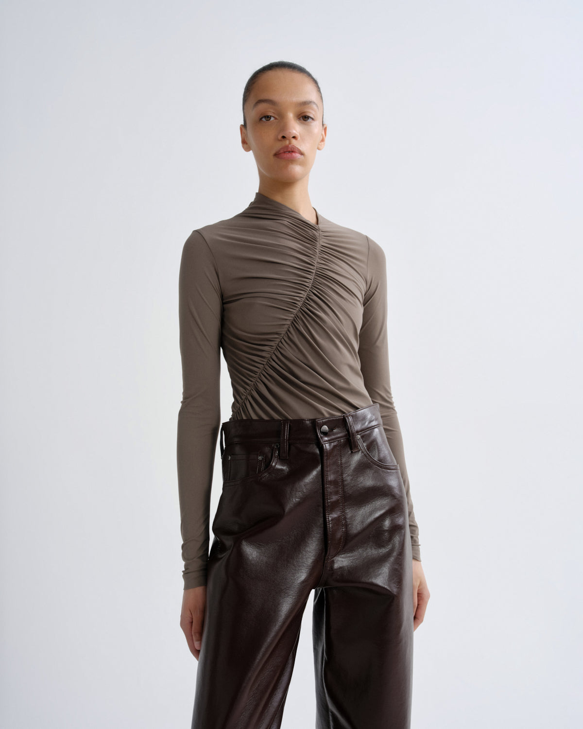 agolde-lupin-bodysuit-mink-taupe-second-skin image 1
