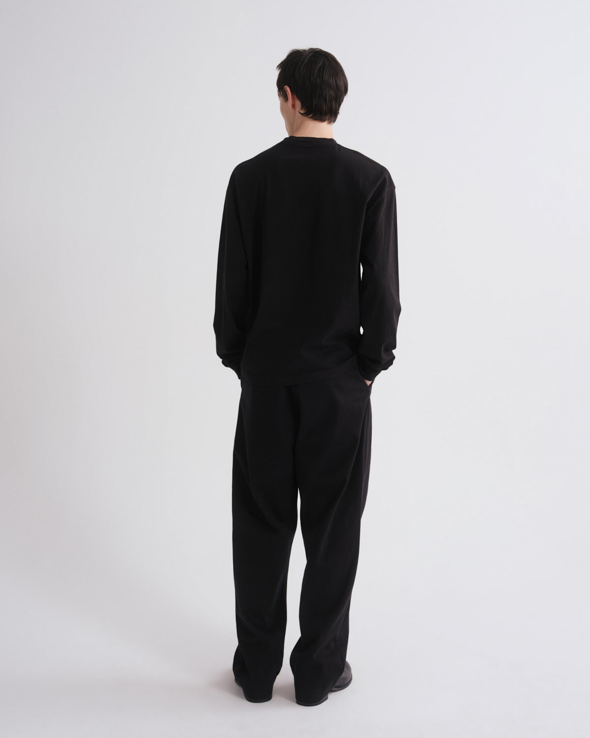 agolde-slater-trouser-stoffhose-schwarz-bundfalte image 2