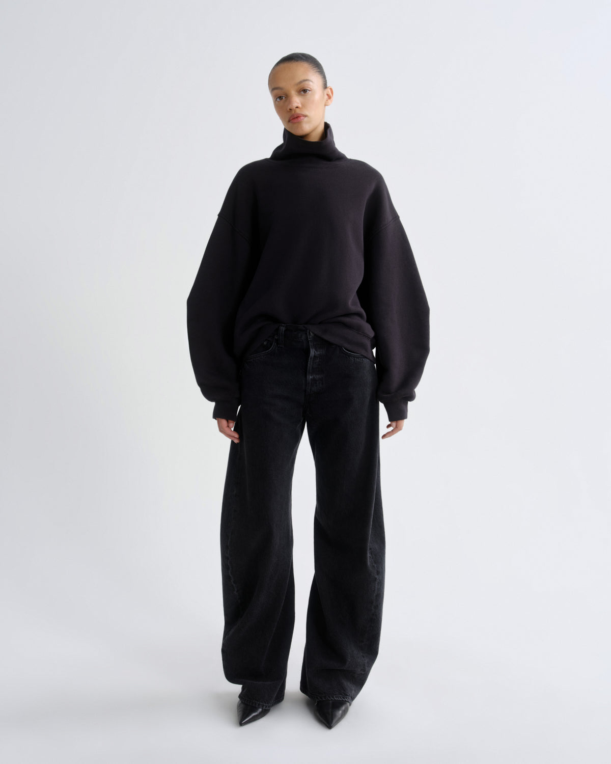 agolde-jenning-sweatshirt-washed-black-funnel-neck image 5