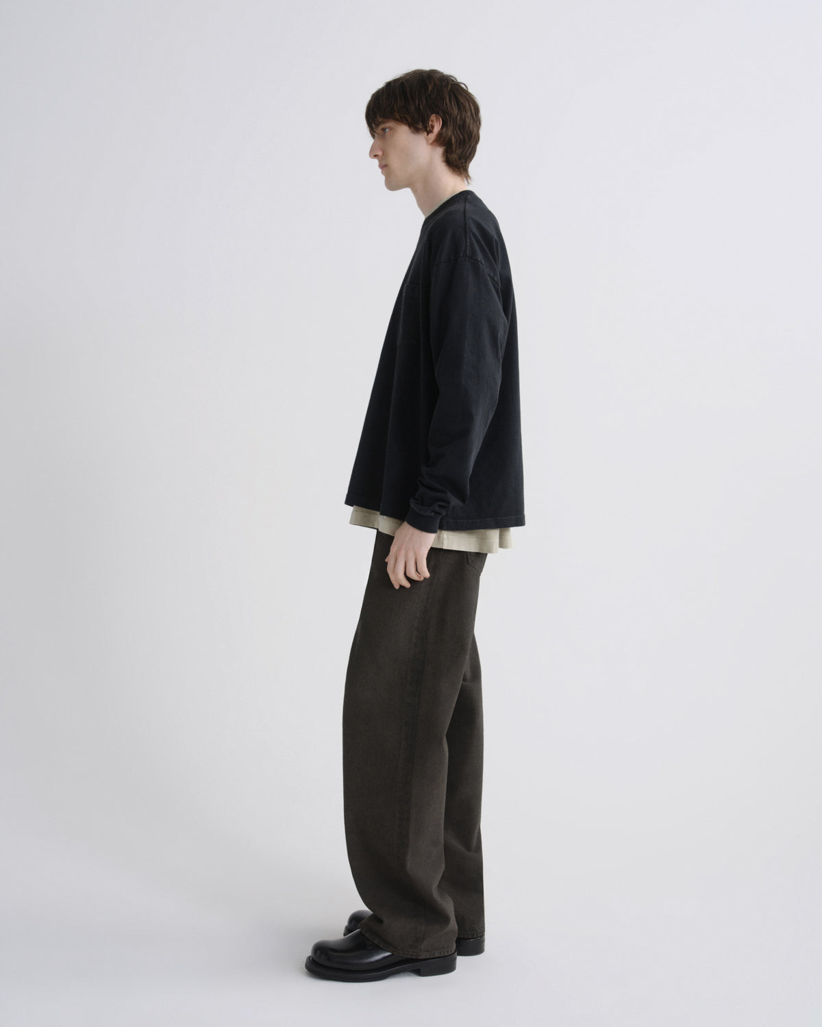 agolde-lucan-longsleeve-washed-black-herren image 4
