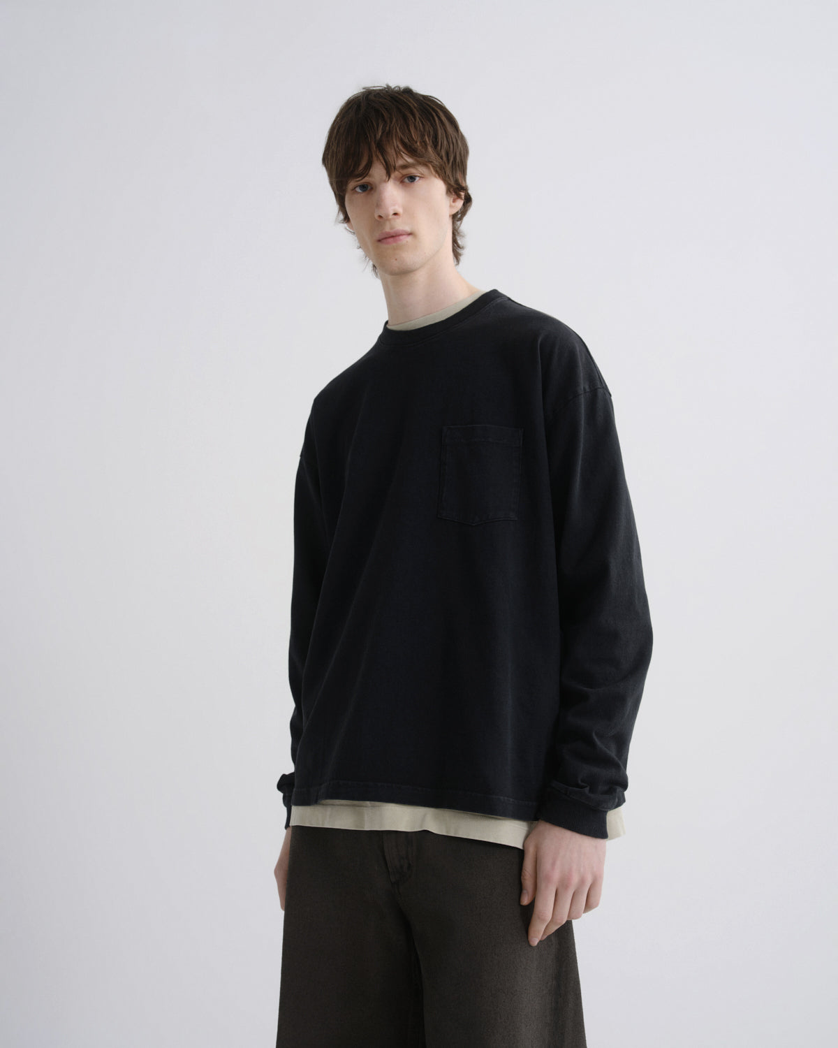agolde-lucan-longsleeve-washed-black-herren image 1