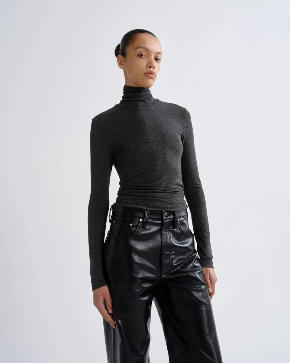 agolde-pascale-turtleneck-rollkragenpullover-charcoal image 1