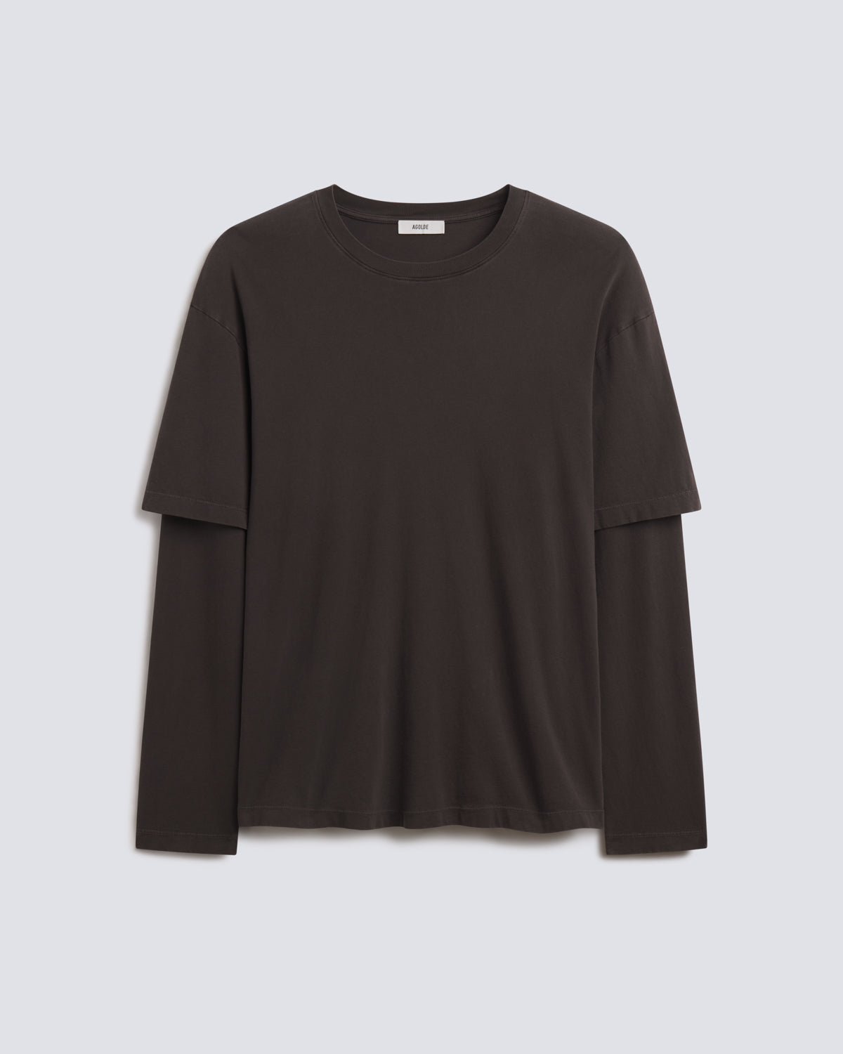 agolde-lois-tee-t-shirt-damen-forge-braun-layer-look image 6