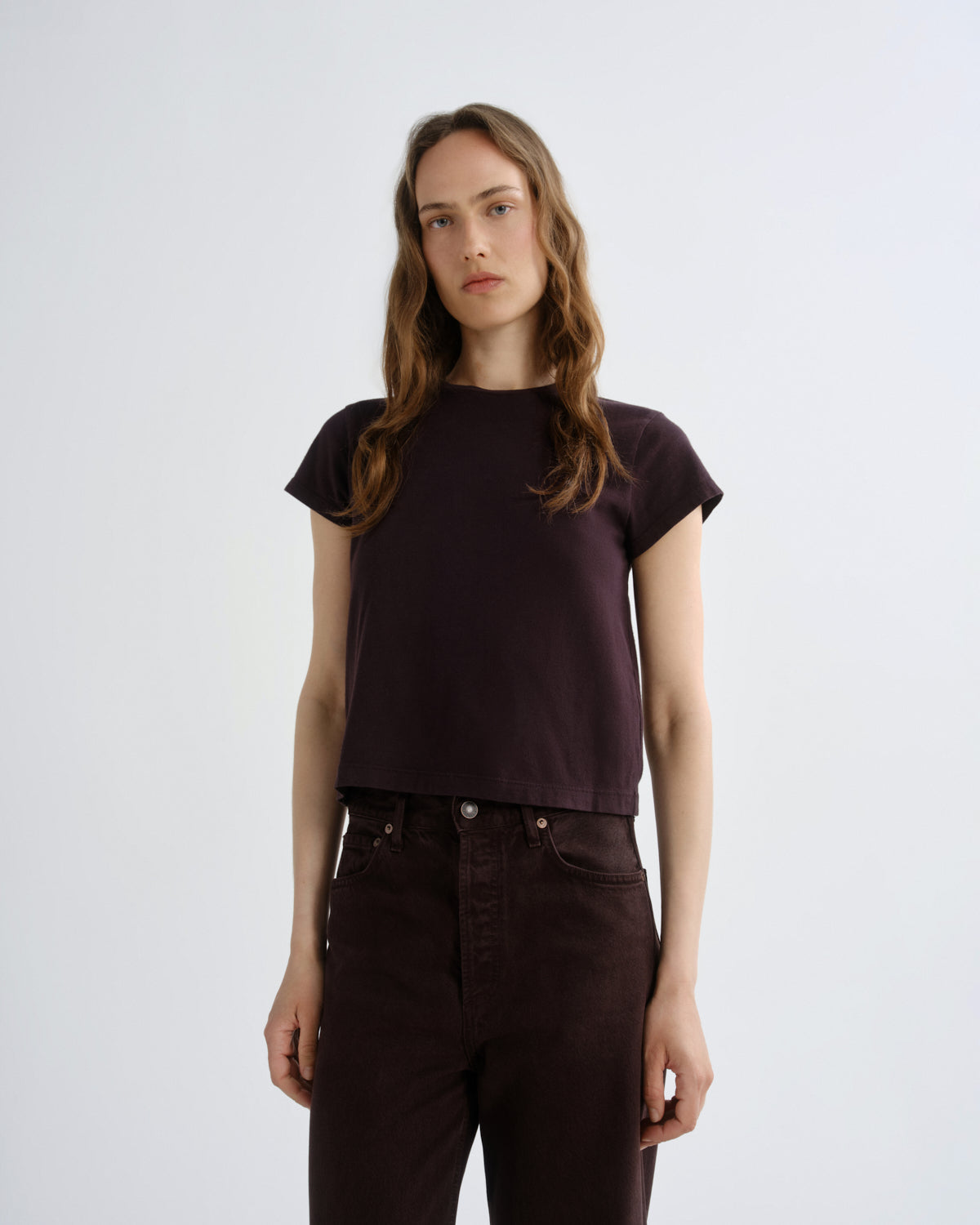 agolde-adine-shrunken-tee-t-shirt-eggplant-damen image 1
