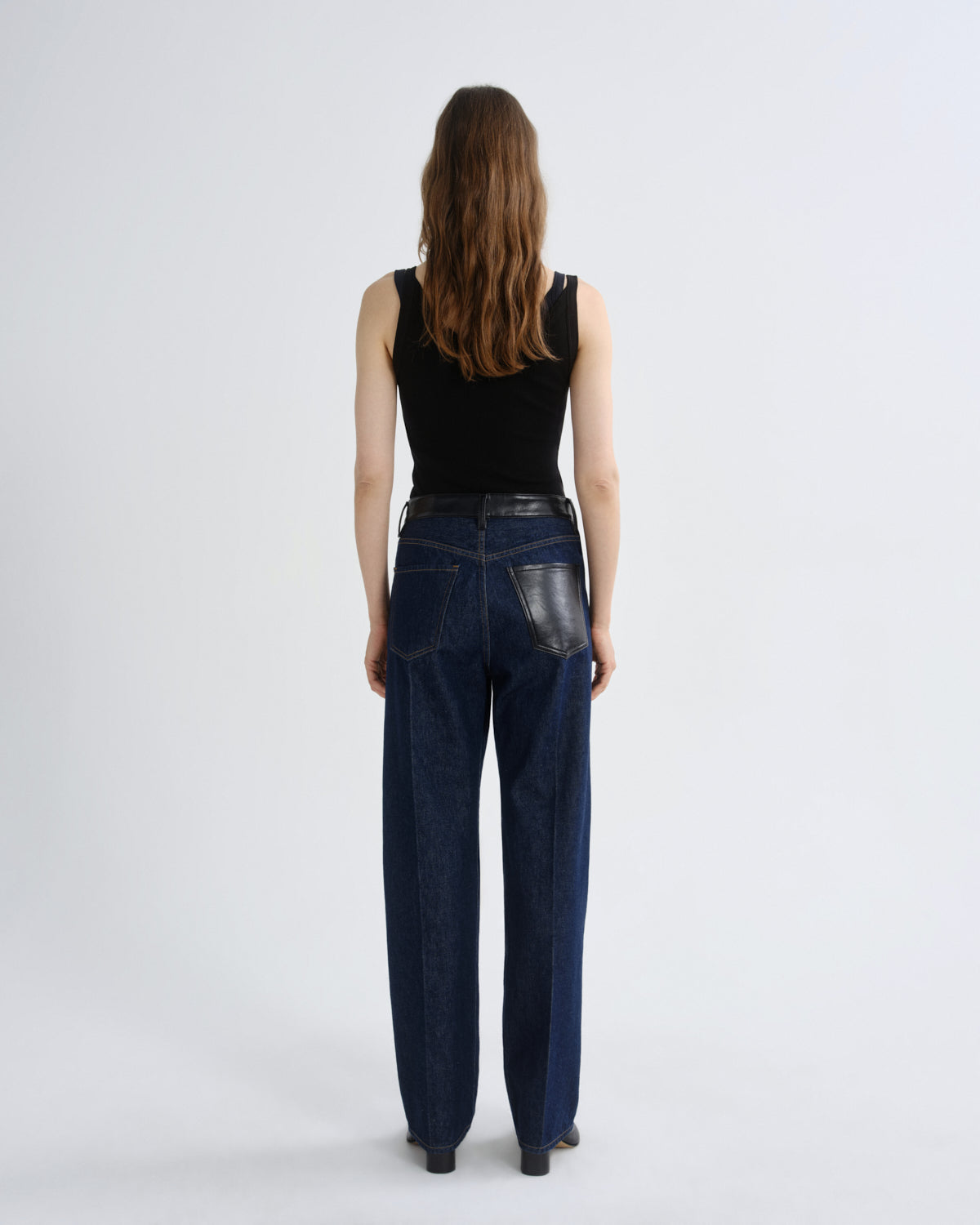 agolde-jordan-tank-black-top-schwarz-bio-baumwolle image 2