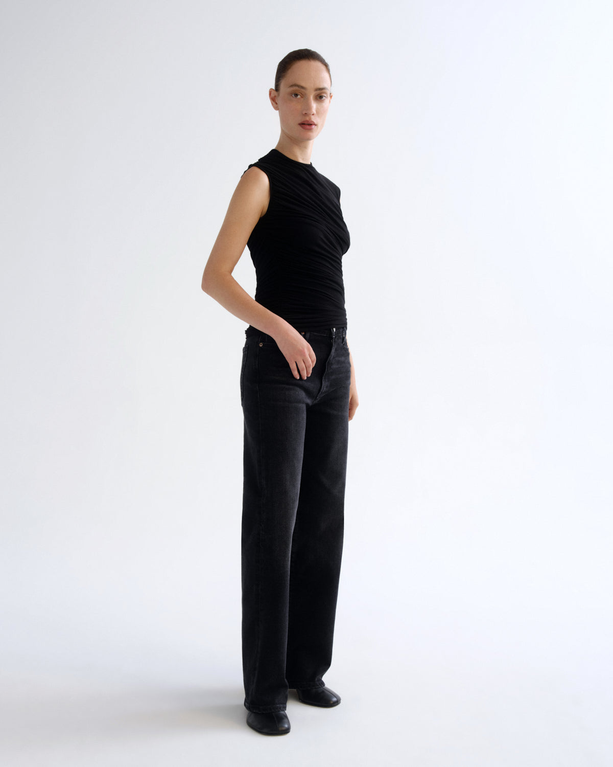 agolde-harper-straight-jean-hush-damenjeans-schwarz image 3