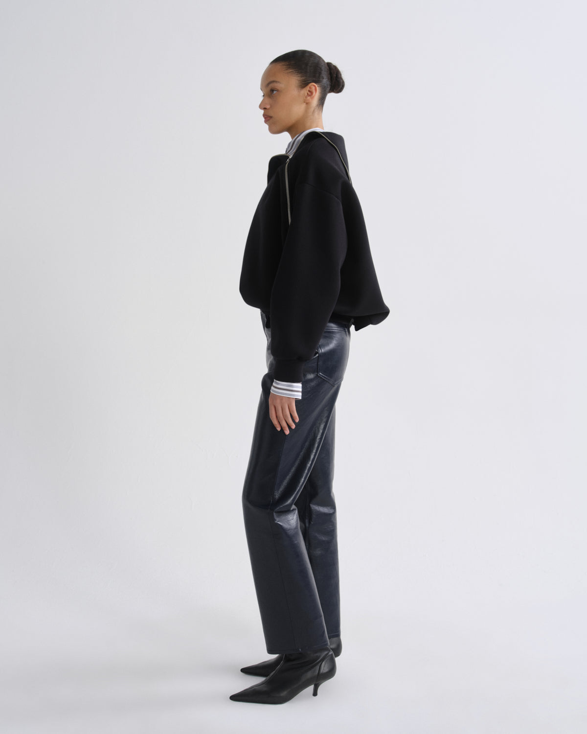 agolde-coyle-sweatshirt-black-damen-pullover-schwarz-zip image 4