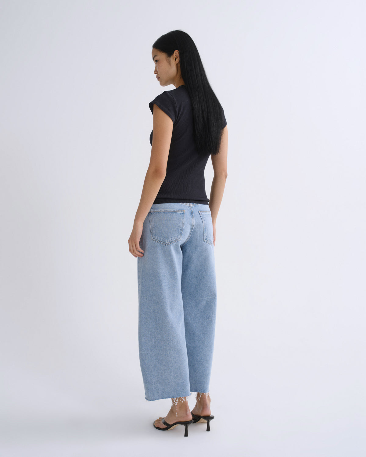 agolde-low-curve-fray-jeans-force-hellblau-baumwolle image 2