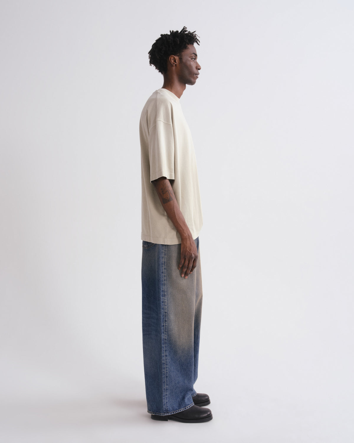 agolde-bagley-jean-baggy-jeans-left-field-indigo image 4