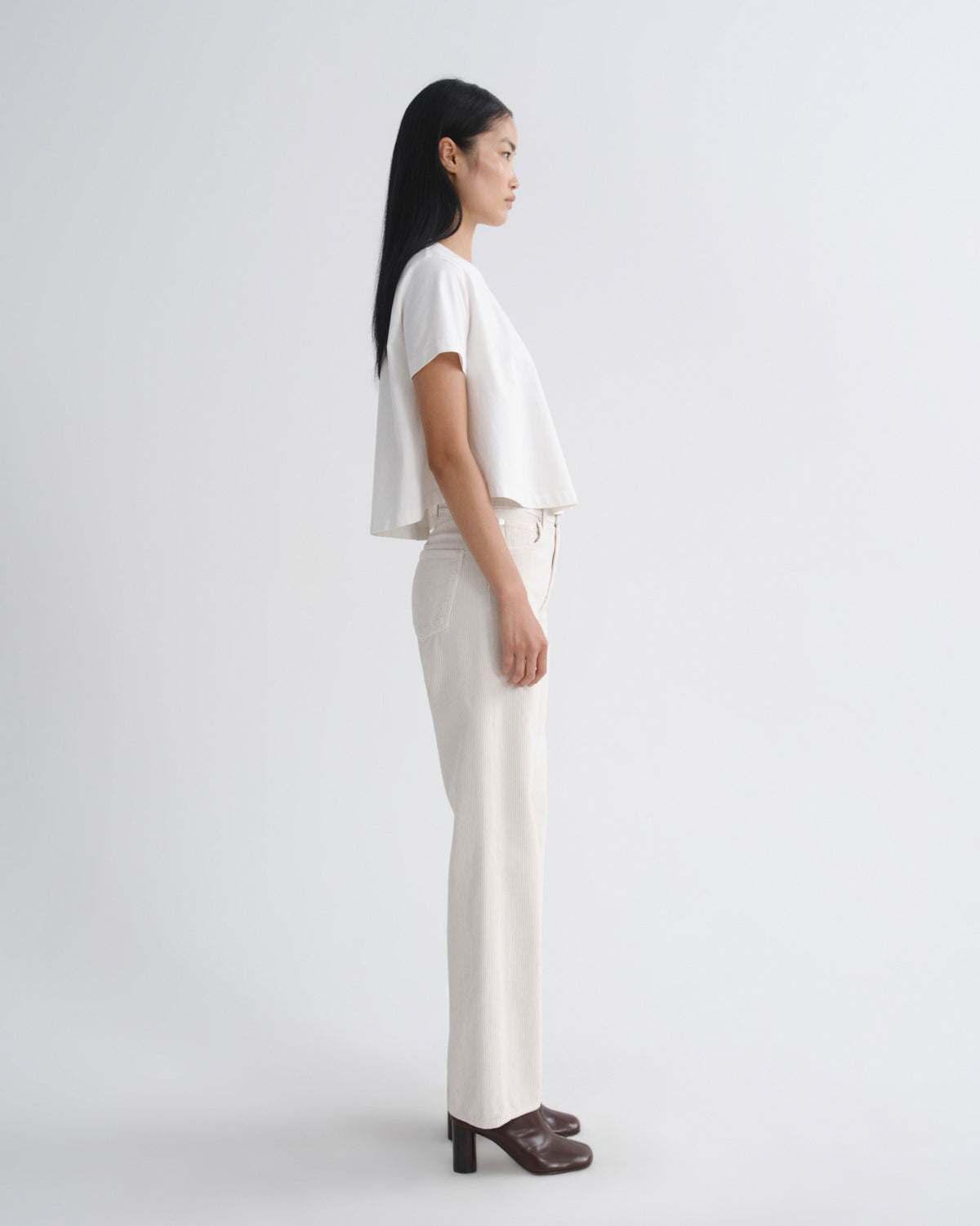 agolde-marina-t-shirt-damen-white-ash-cropped image 3