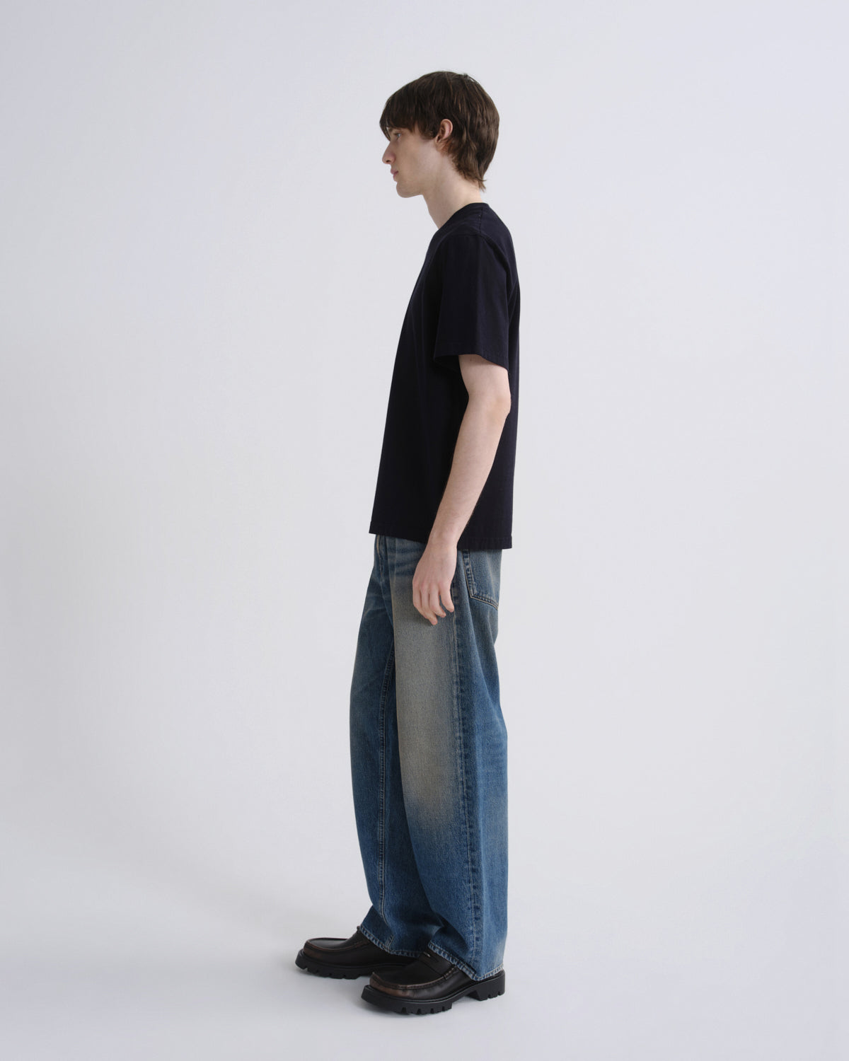 agolde-asha-mock-neck-tee-t-shirt-blackened-navy-baumwolle image 4
