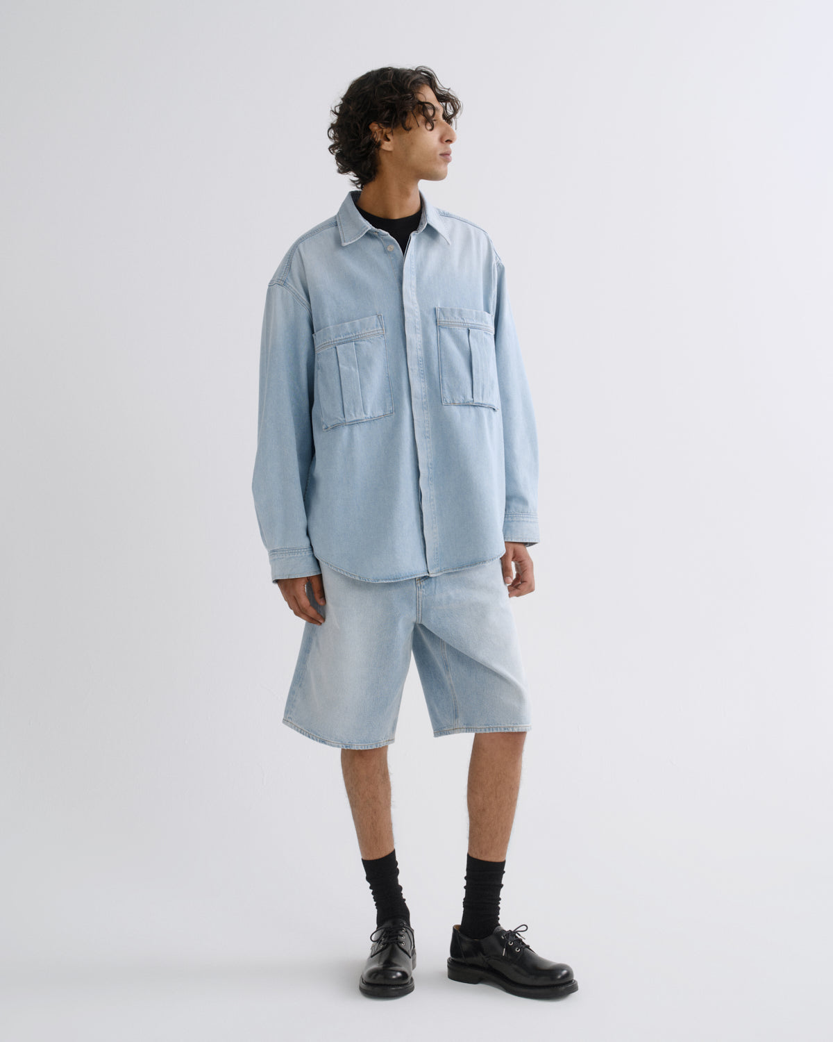 agolde-skate-short-extract-jeansshorts-hellblau-baumwolle image 3