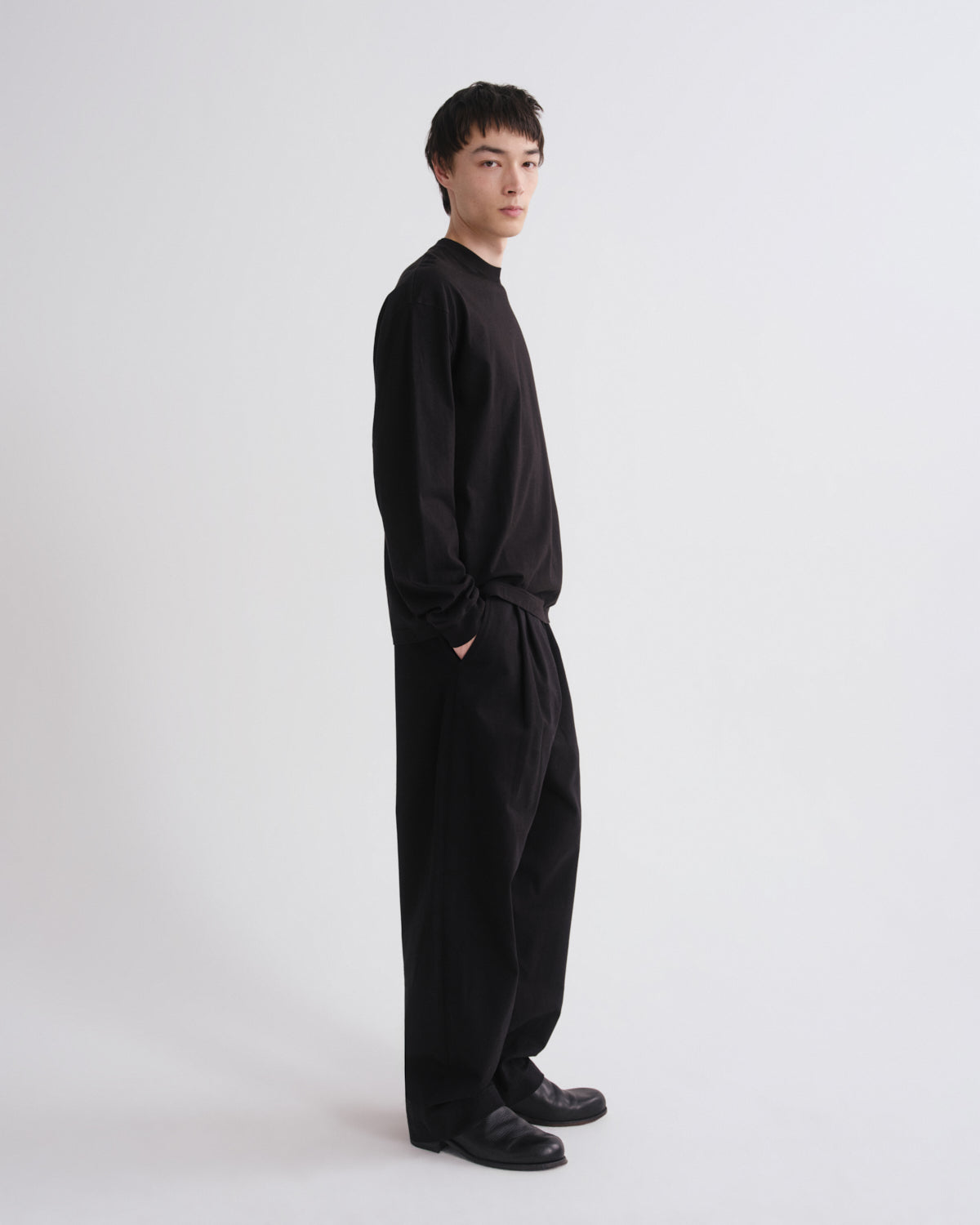 agolde-slater-trouser-stoffhose-schwarz-bundfalte image 3