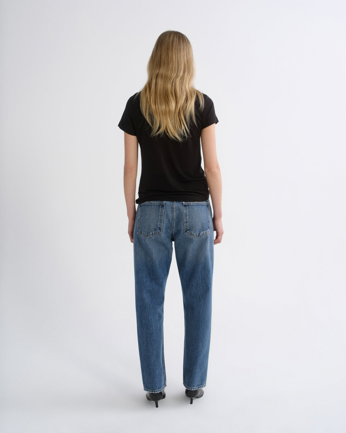 agolde-90-s-mid-rise-straight-bounty-jeans image 2