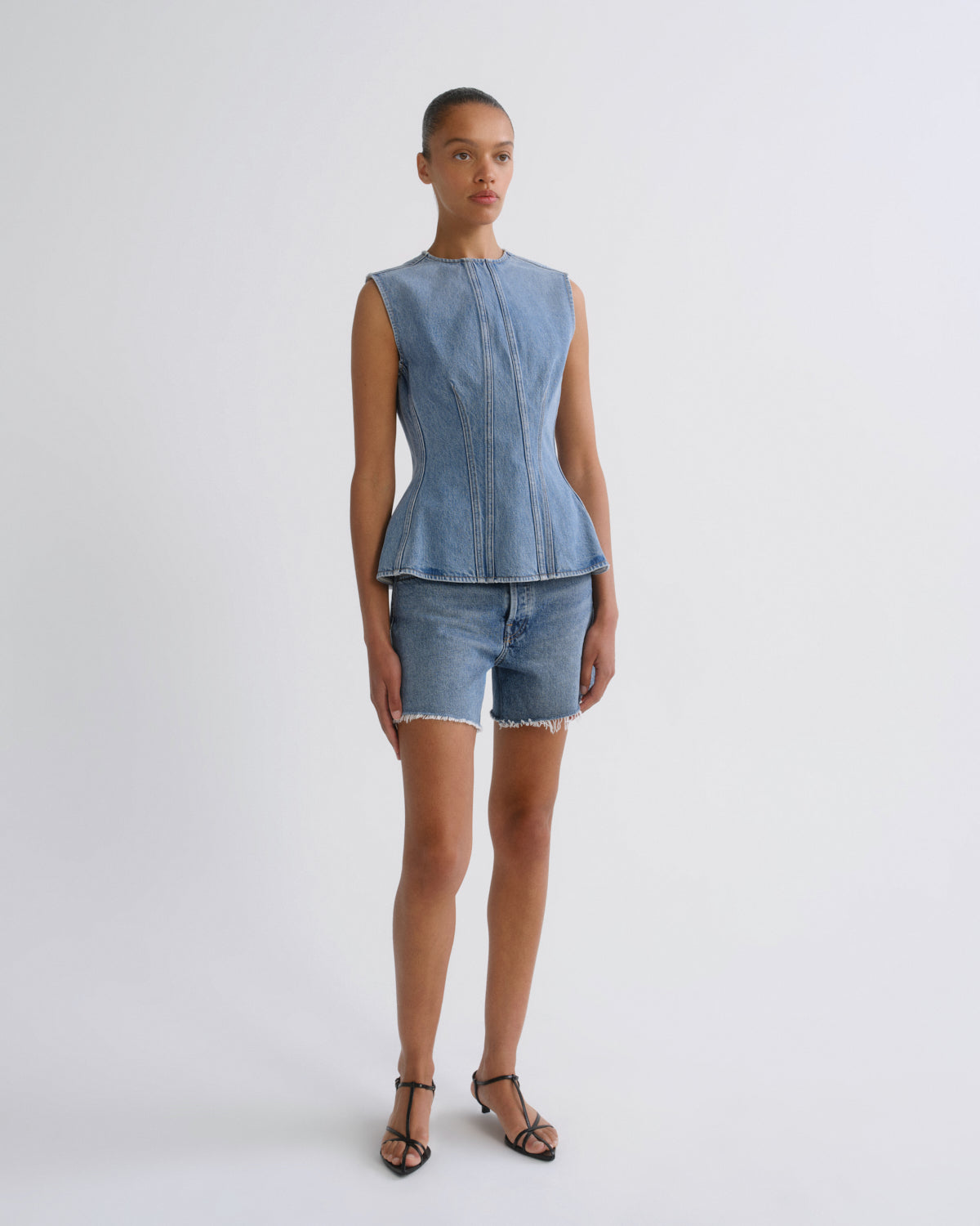 agolde-parker-long-short-skywave-jeansshorts-blau image 4