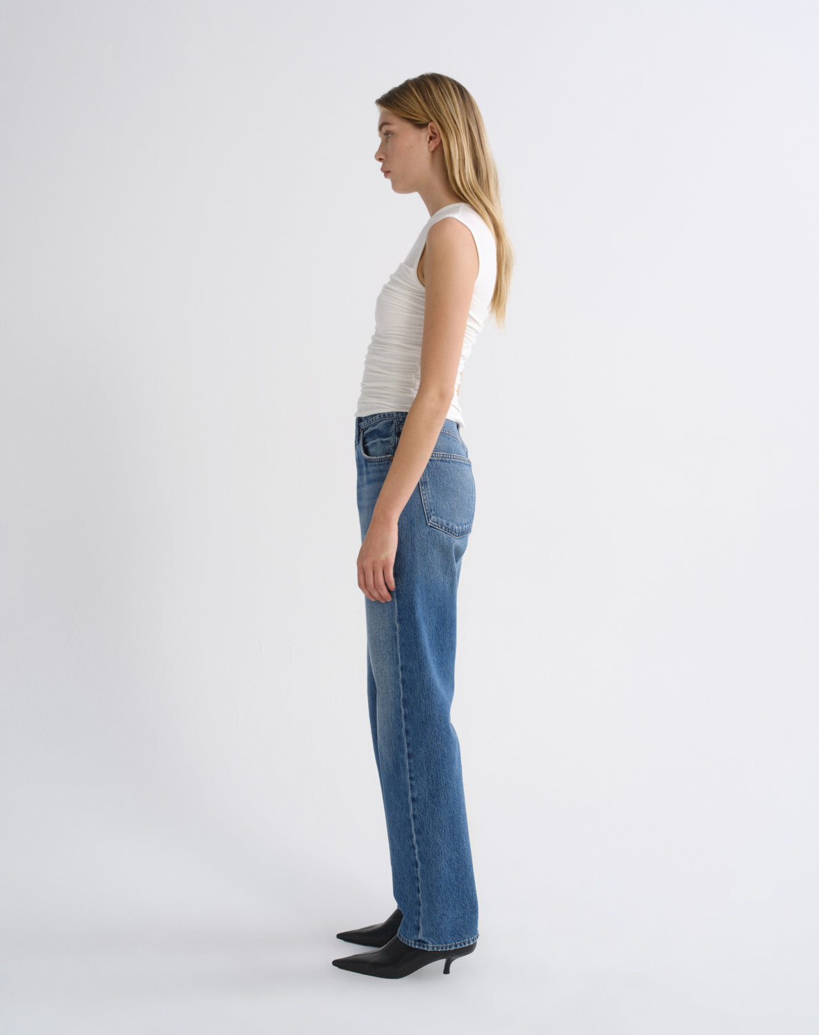 agolde-90s-pinch-waist-straight-long-jeans-circulate image 4