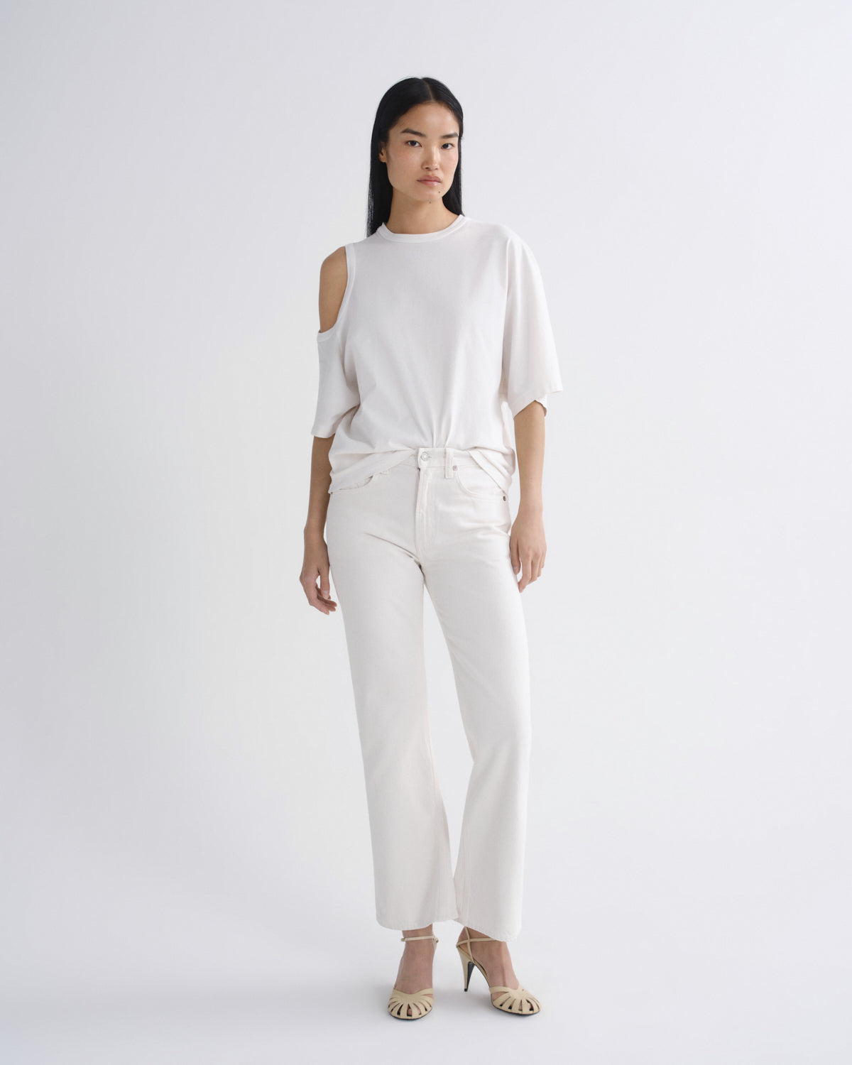 agolde-mid-rise-kick-boot-jean-chalk-white-weiss-bootcut image 1