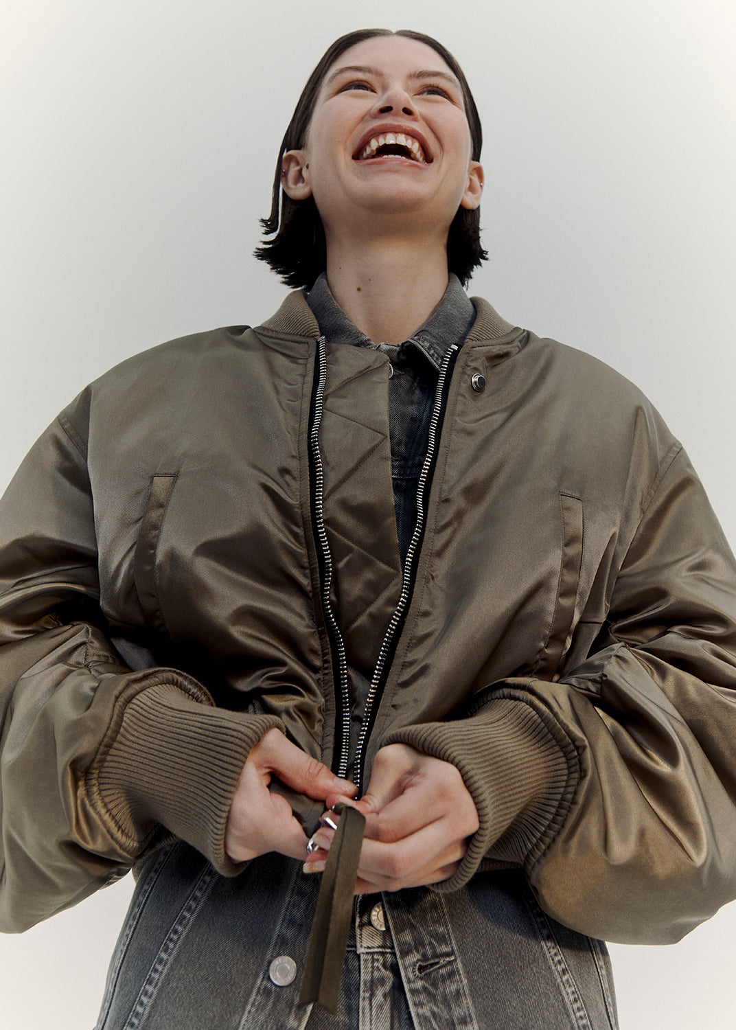 agolde-jett-bomberjacke-sage-recyceltes-nylon image 2