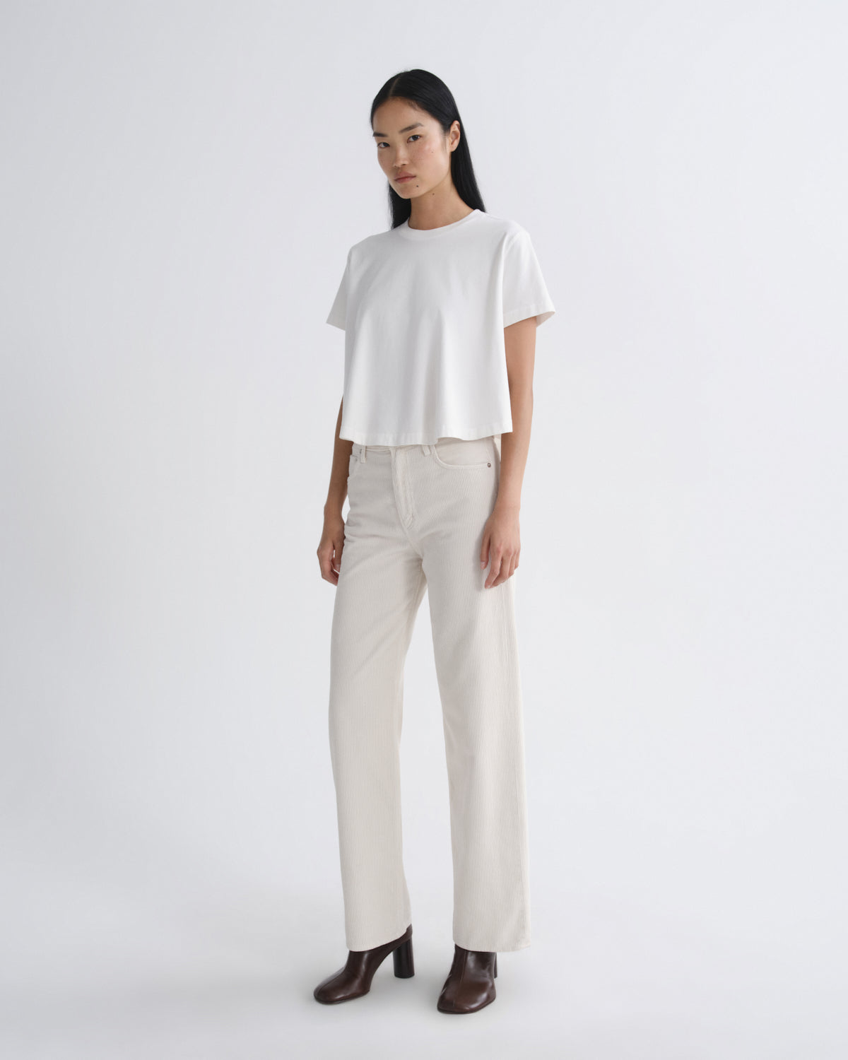 agolde-marina-t-shirt-damen-white-ash-cropped image 4