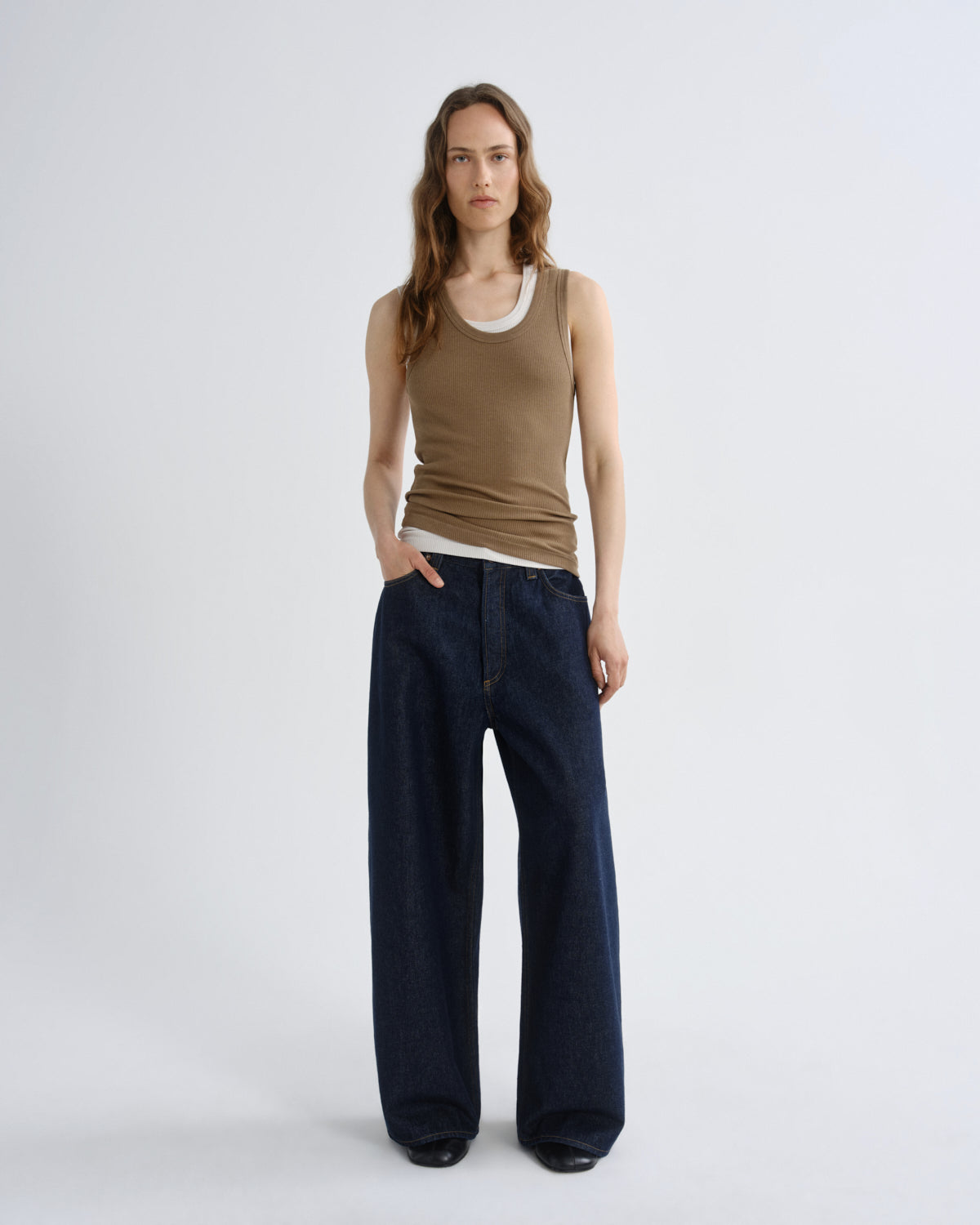 agolde-poppy-tank-top-hamoa-beige-bio-baumwolle image 4