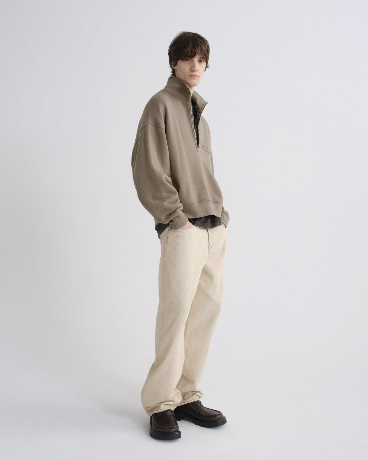 agolde-pavillion-trail-sweatshirt-herren-khaki image 4