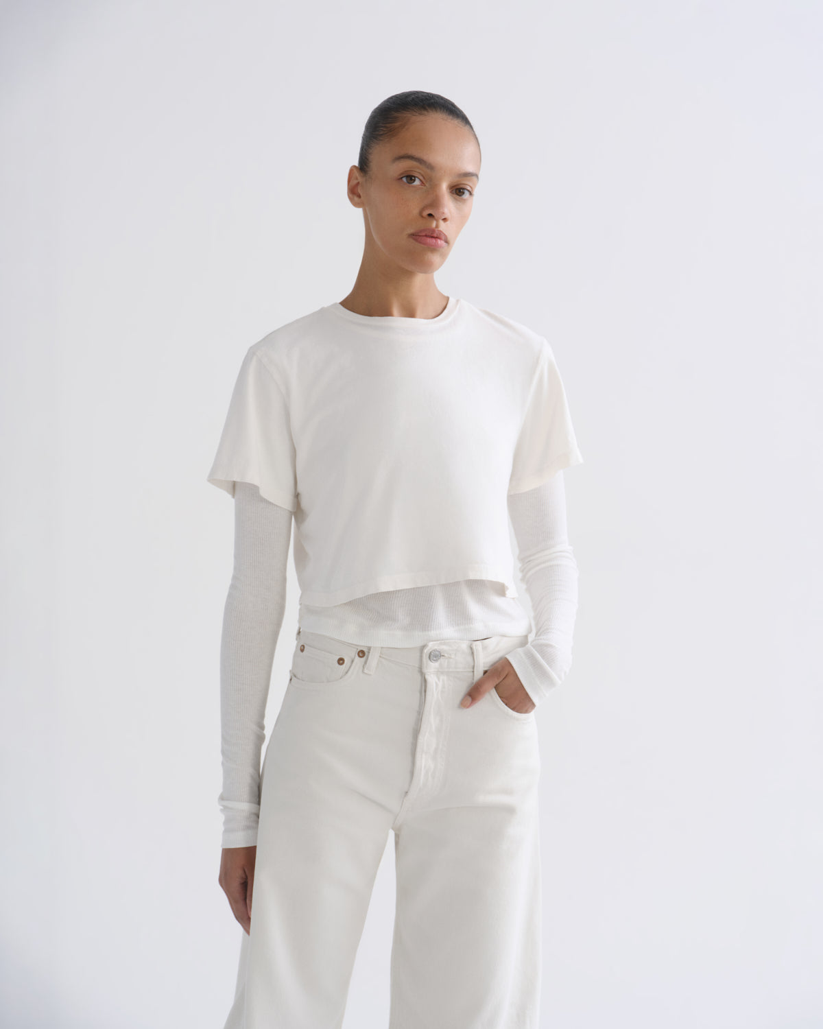 agolde-romily-tee-white-ash-t-shirt-creme-bio-baumwolle image 1