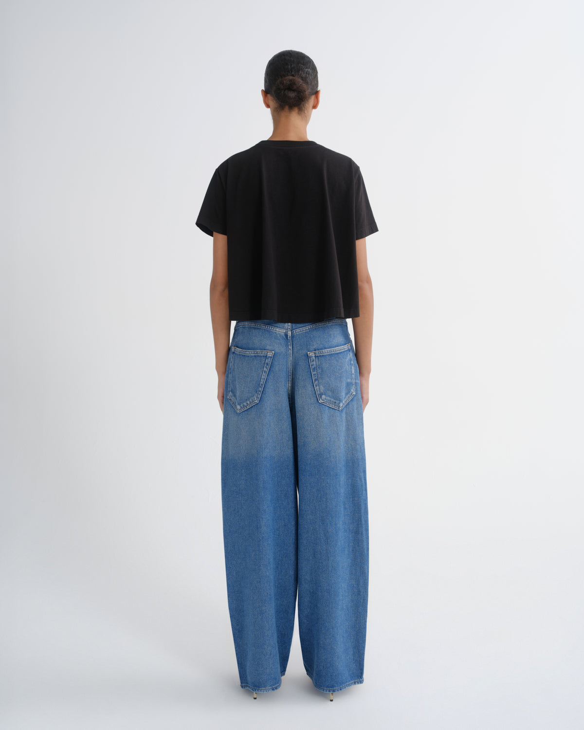 agolde-rounded-baggy-flyweight-jeans-expression-dunkelblau image 2