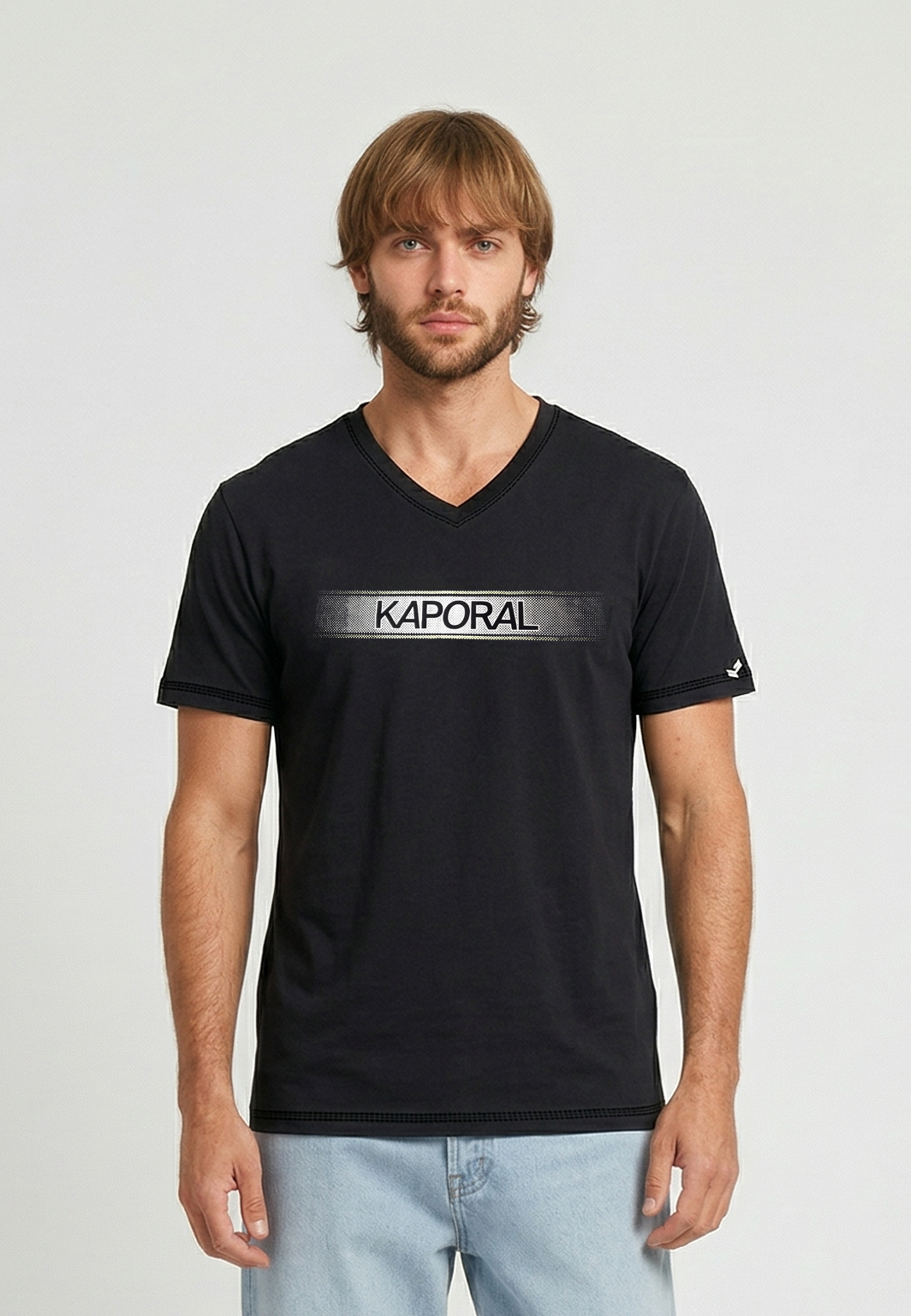 kaporal-brad-t-shirt-herren-schwarz-slim-v-ausschnitt image 2