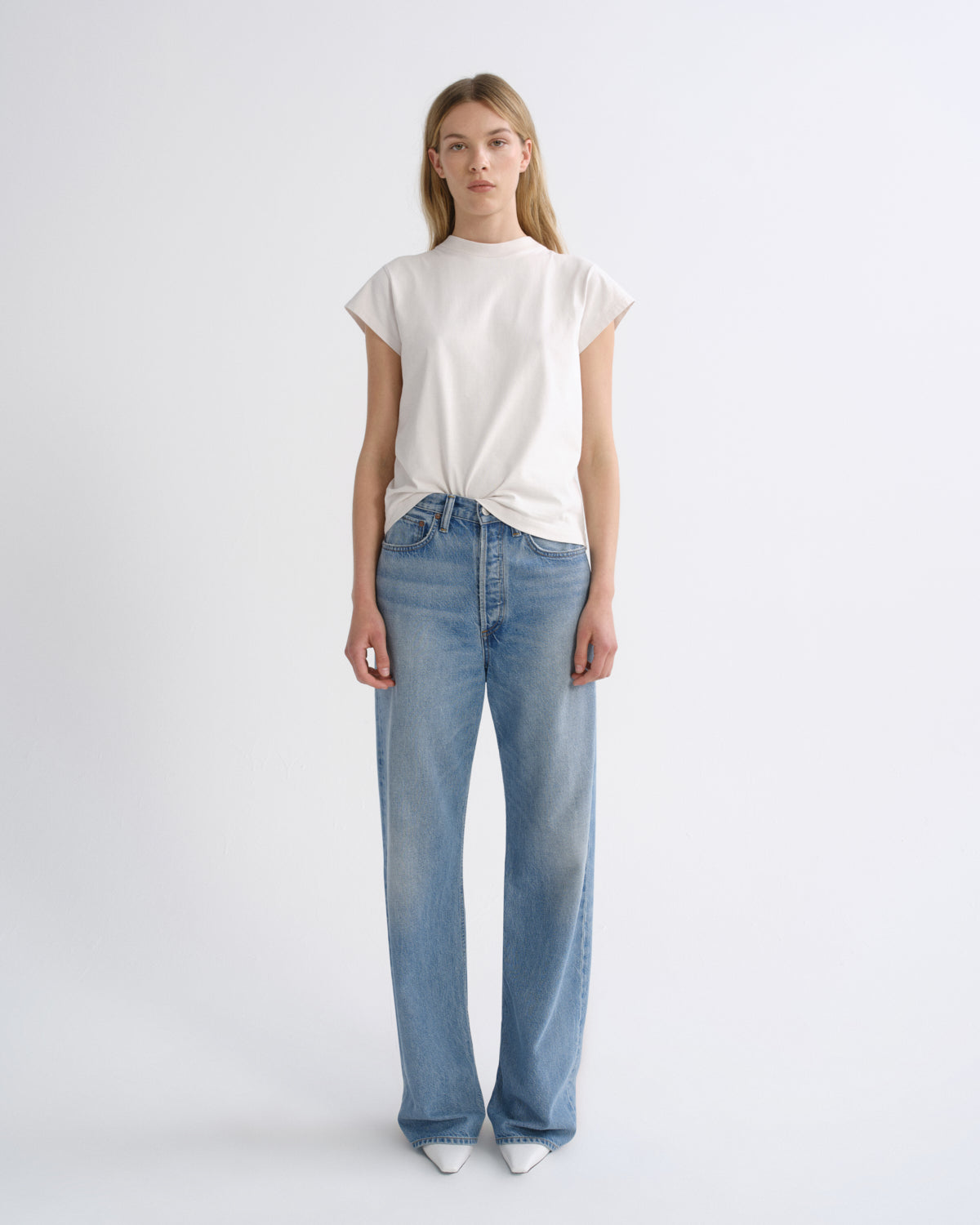 agolde-bryce-cap-sleeve-tee-bone-damen-wei image 5