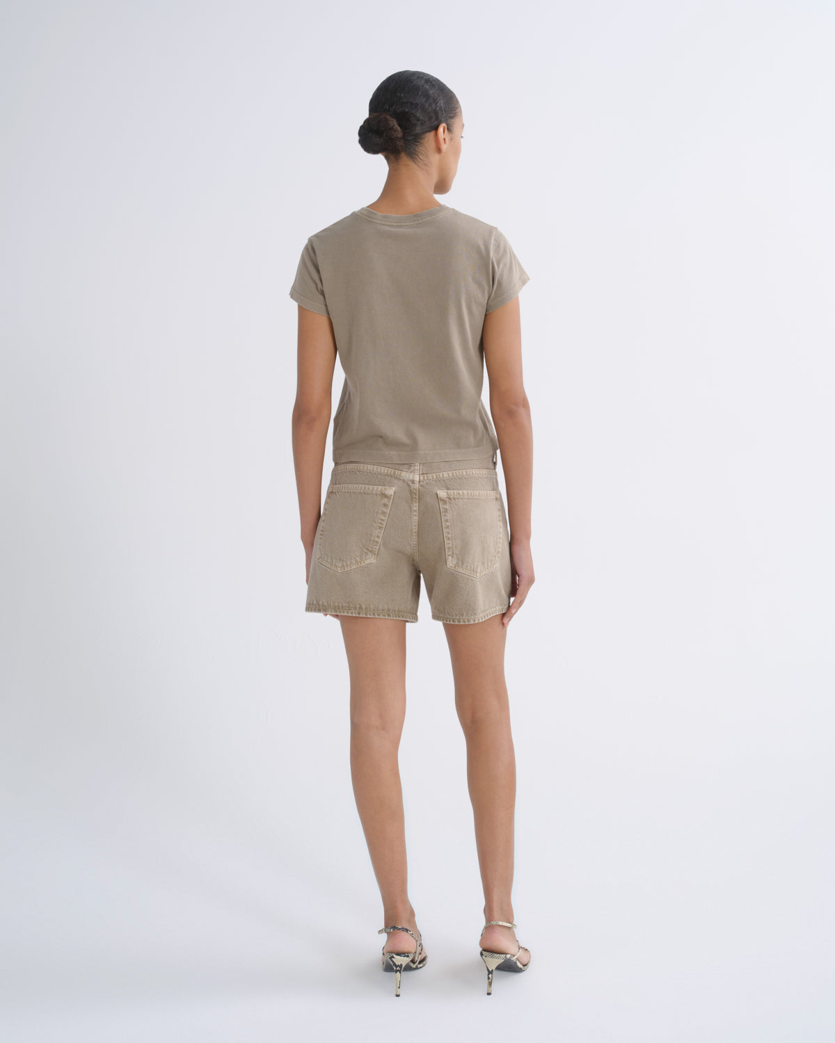 agolde-parker-long-short-denimshorts-trail-high-waist image 2