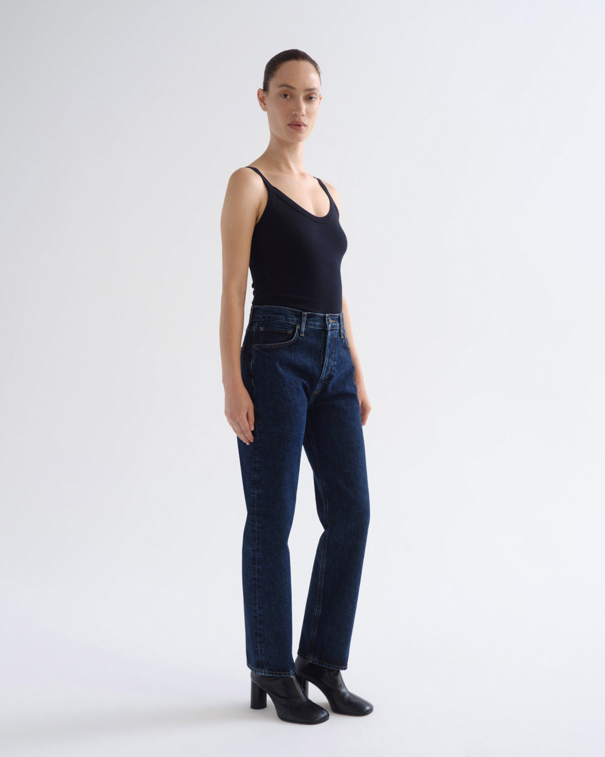 agolde-90-s-pinch-waist-straight-jeans-pendulum image 3