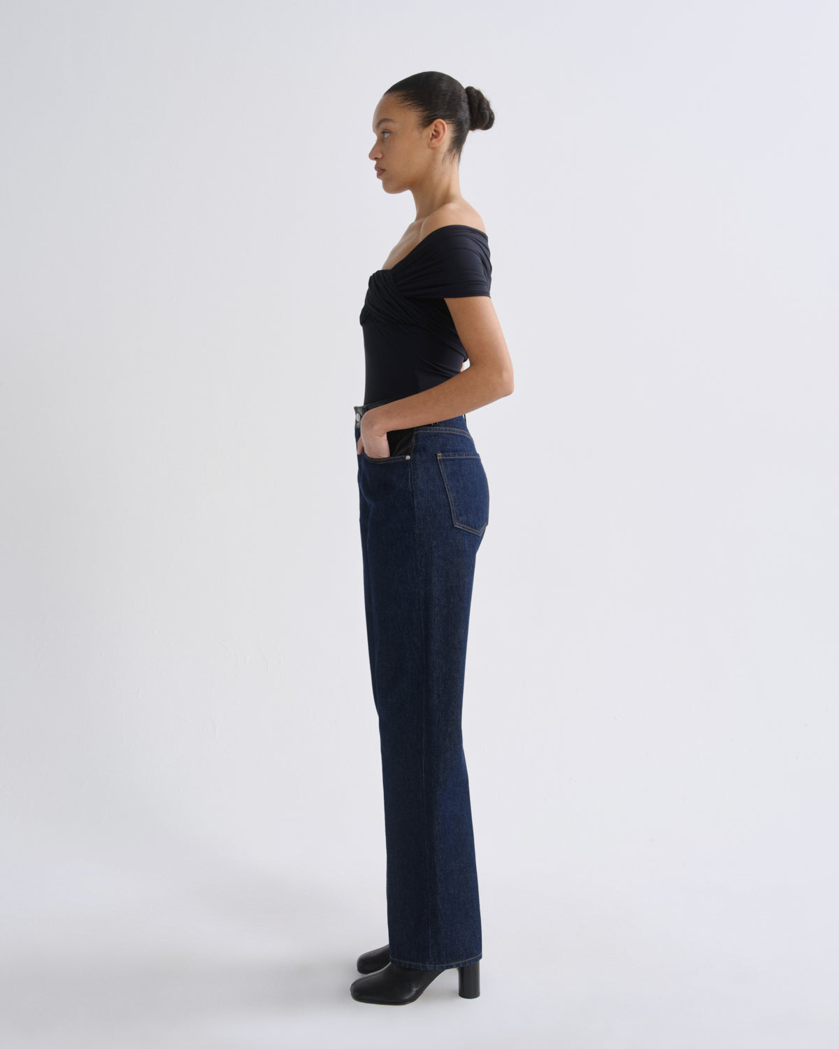 agolde-stam-bodysuit-navy-body-dunkelblau image 4
