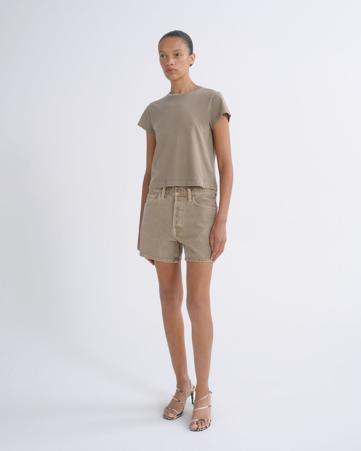 agolde-parker-long-short-denimshorts-trail-high-waist image 4