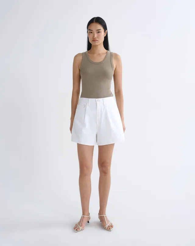 agolde-rhoda-pleated-shorts-milkshake-wei-hoch image 1