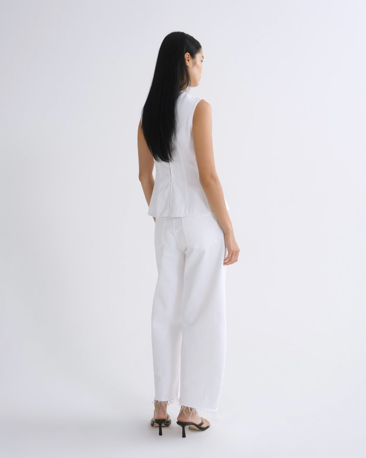 agolde-low-curve-fray-a238-1183-damenjeans-milkshake-wei image 2