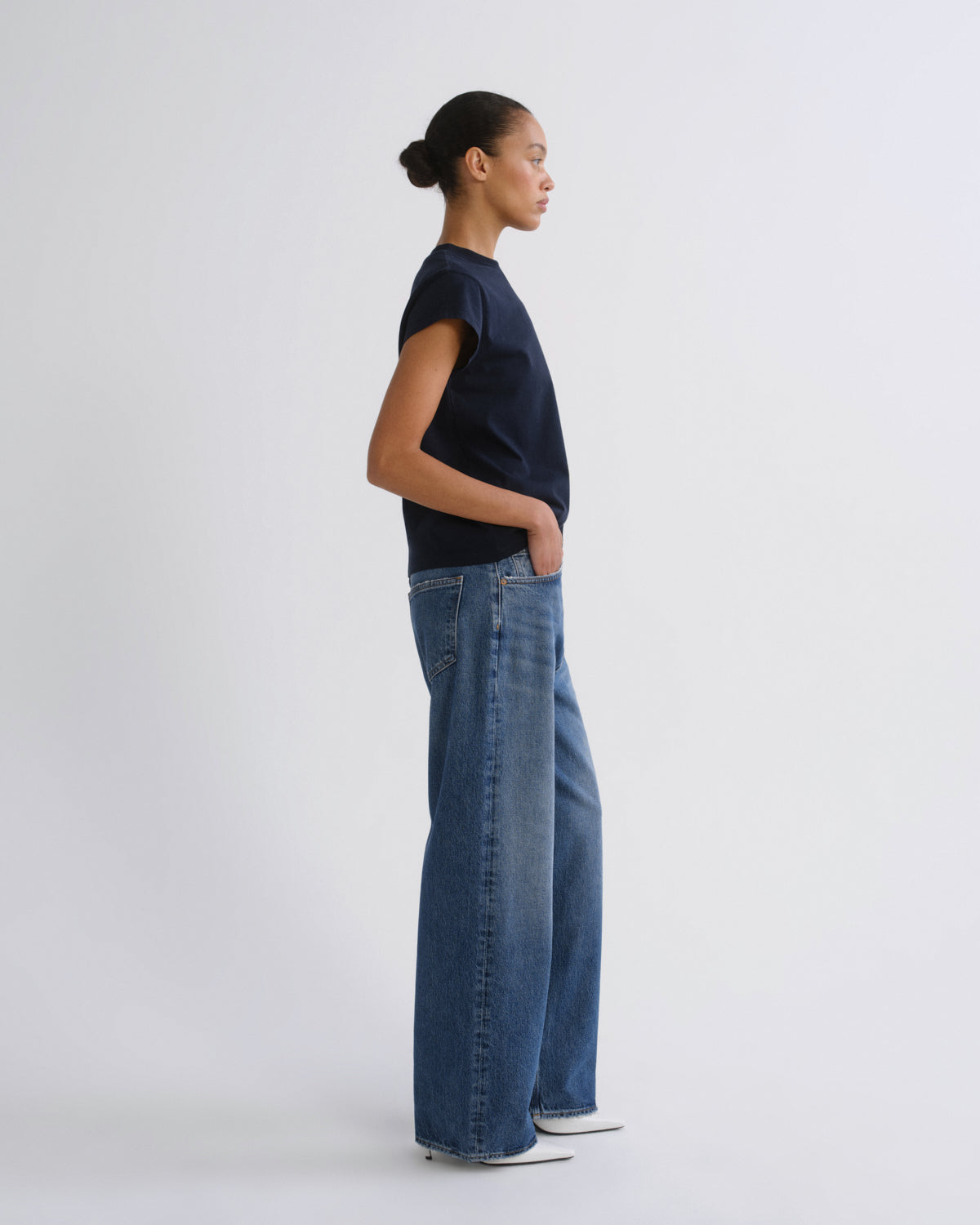 agolde-bryce-cap-sleeve-tee-t-shirt-storm-dunkelblau image 3