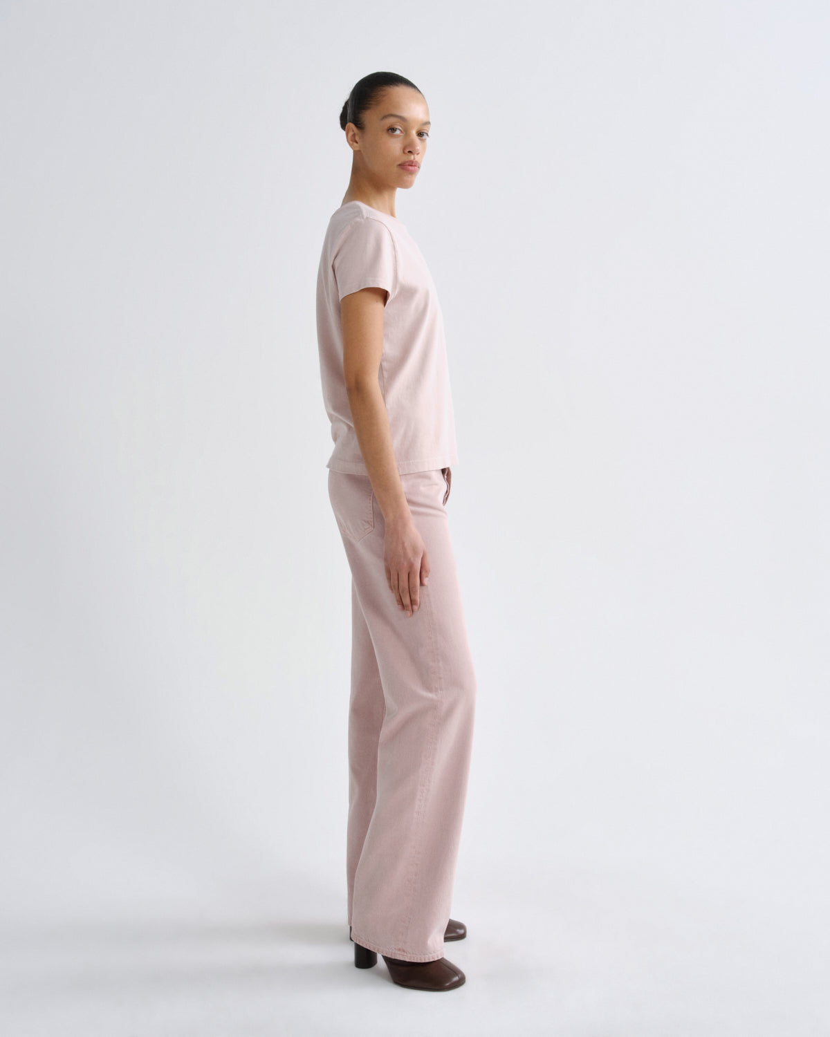 agolde-long-line-adine-tee-t-shirt-wallflower-rosa-bio image 4