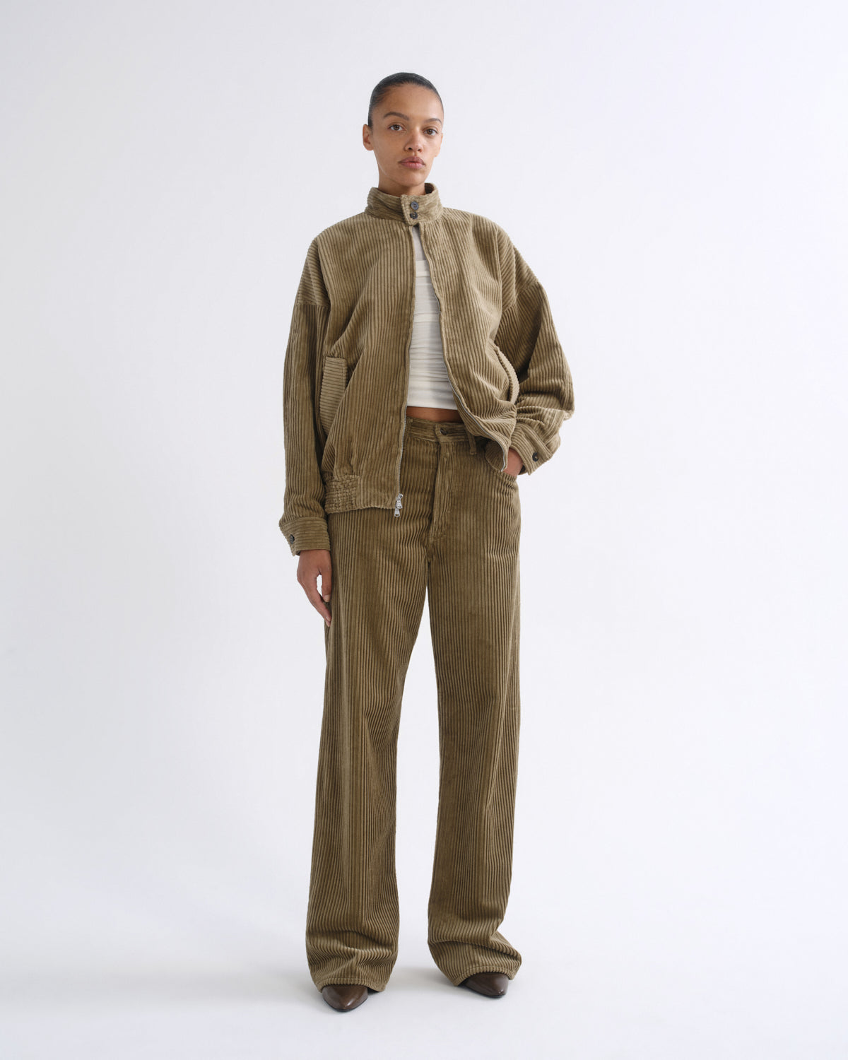 agolde-blair-jacket-cordjacke-french-khaki-damen image 5