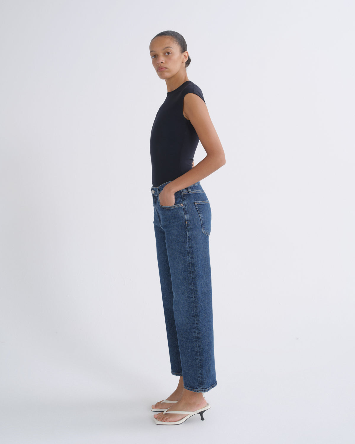 agolde-harper-crop-comfort-stretch-jeans-echo-dunkelblau image 4