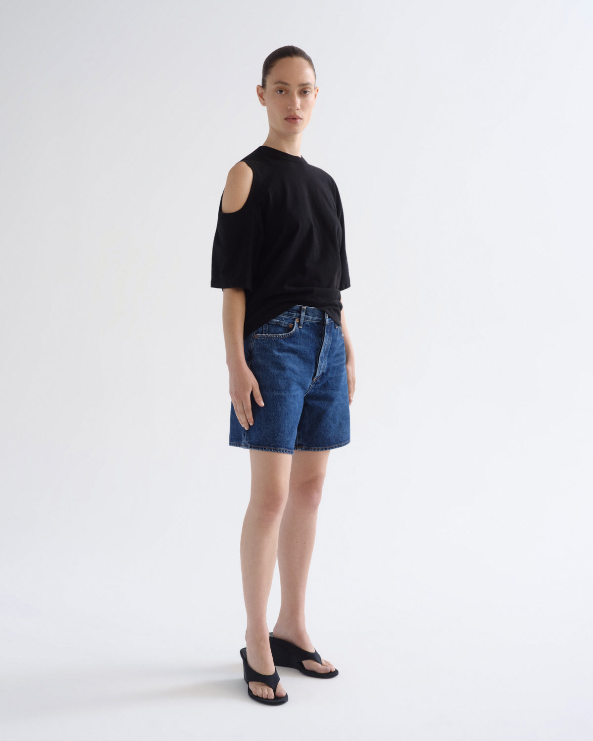 agolde-dame-short-enamour-jeansshorts-indigo-high-rise image 4
