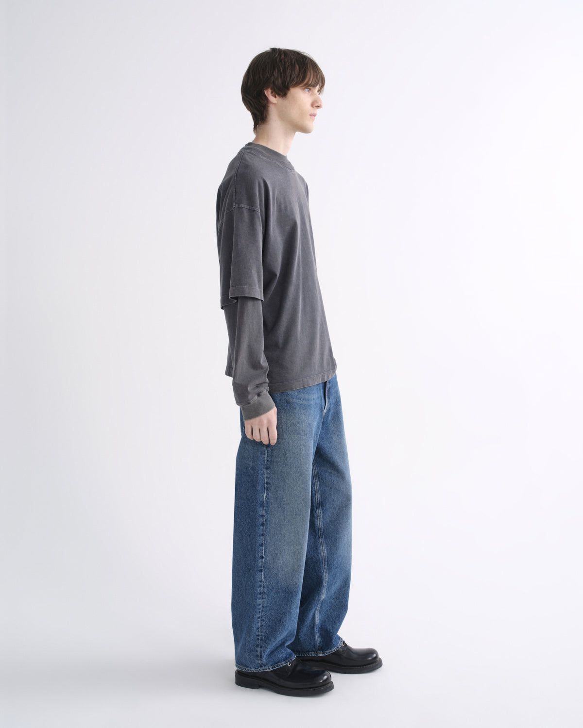agolde-deka-jeans-guide-tapered-indigo image 3