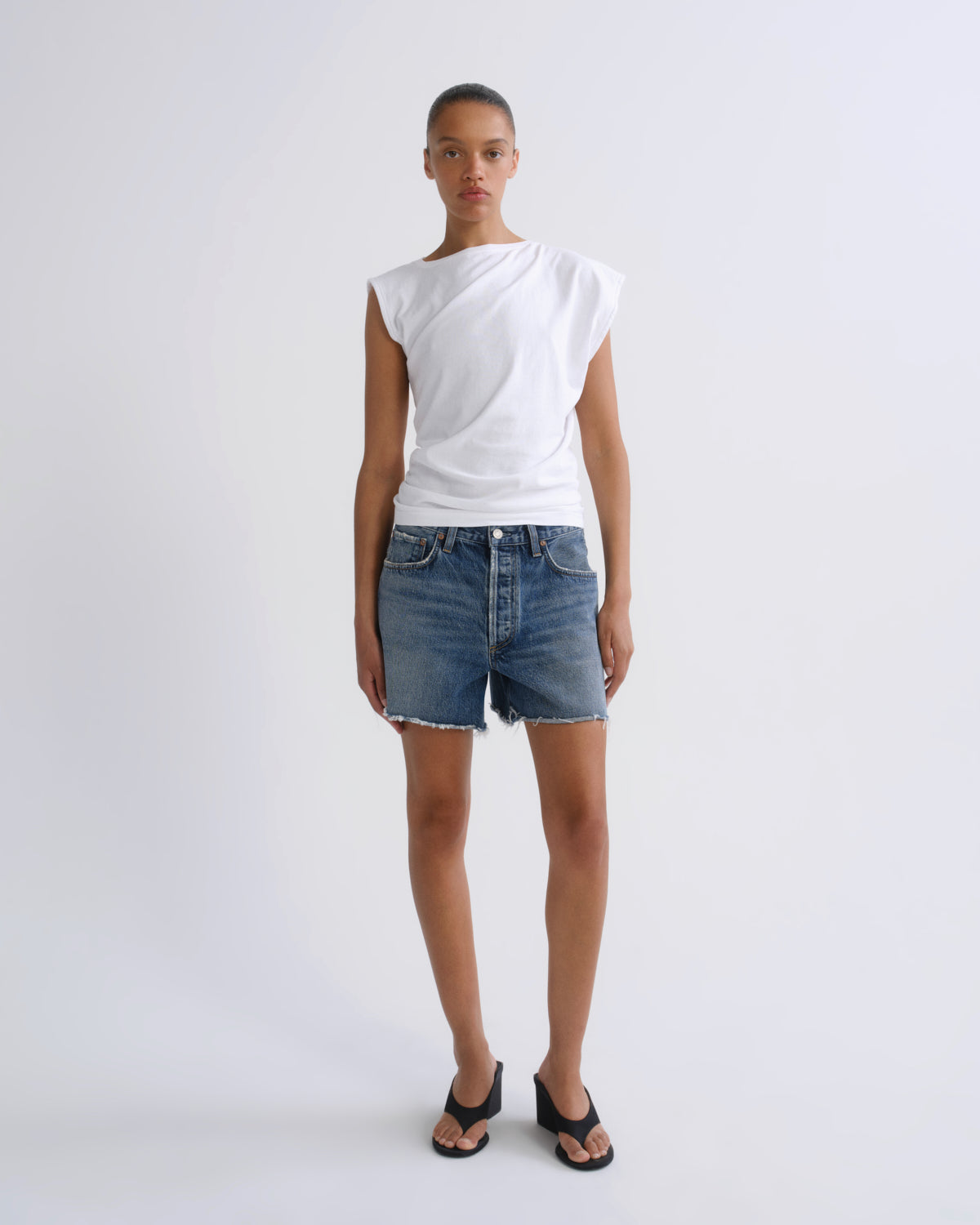 agolde-nye-short-bounty-damen-indigo-rigid image 1