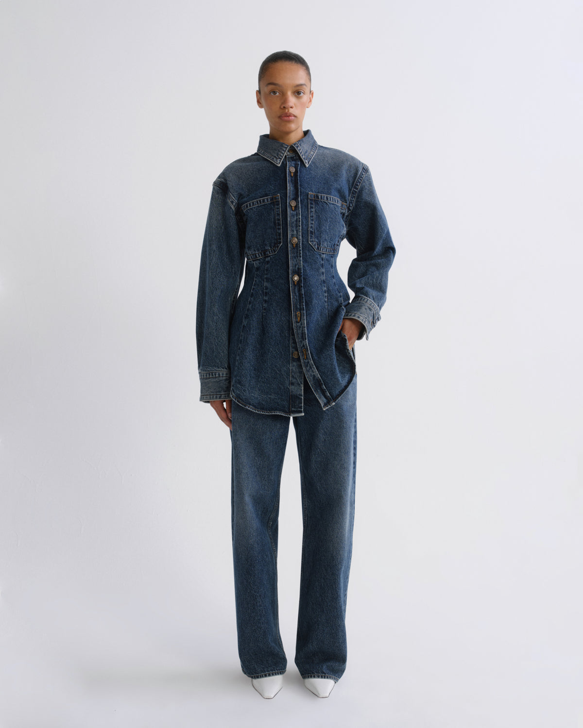 agolde-wilma-shirt-form-denimhemd-tailliert image 3