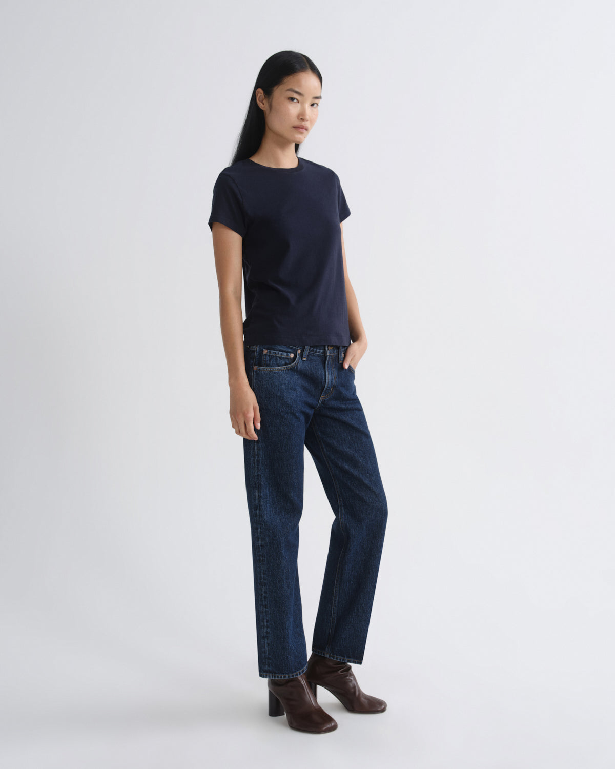 agolde-stovepipe-29-jeans-pendulum-indigo-low-rise image 3