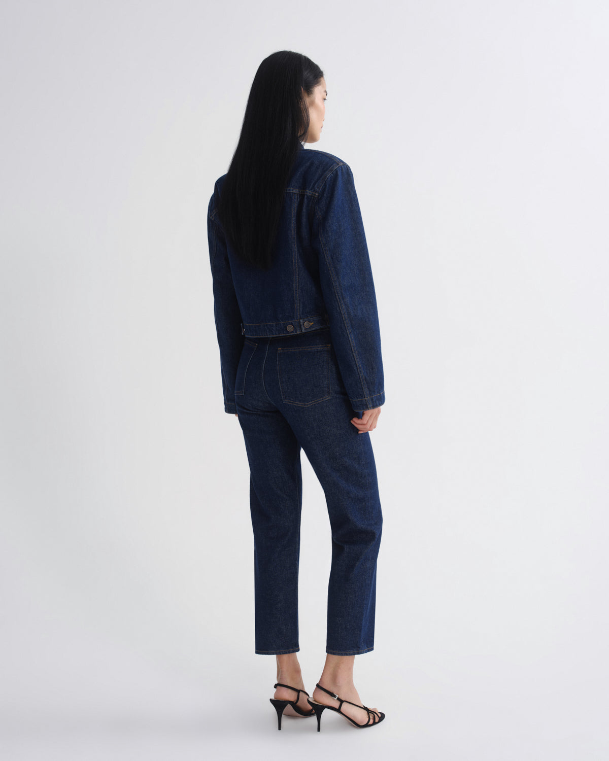 agolde-90-s-pinch-waist-crop-jeans-reissue-indigo image 2