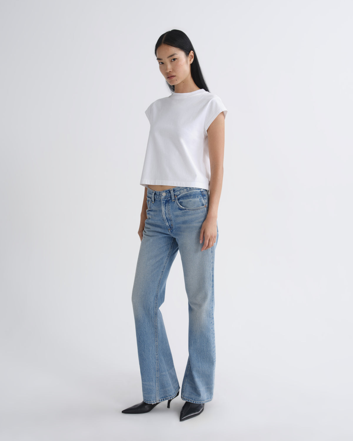 agolde-kick-boot-weightless-jeans-fraction-indigo image 4