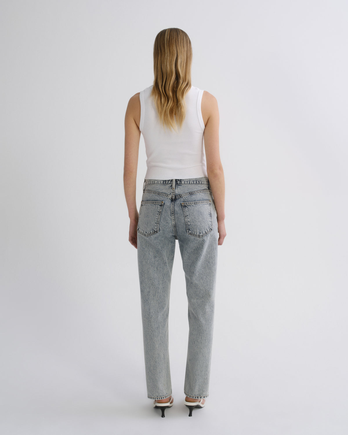 agolde-shrunken-poppy-tank-top-wei-cropped image 2